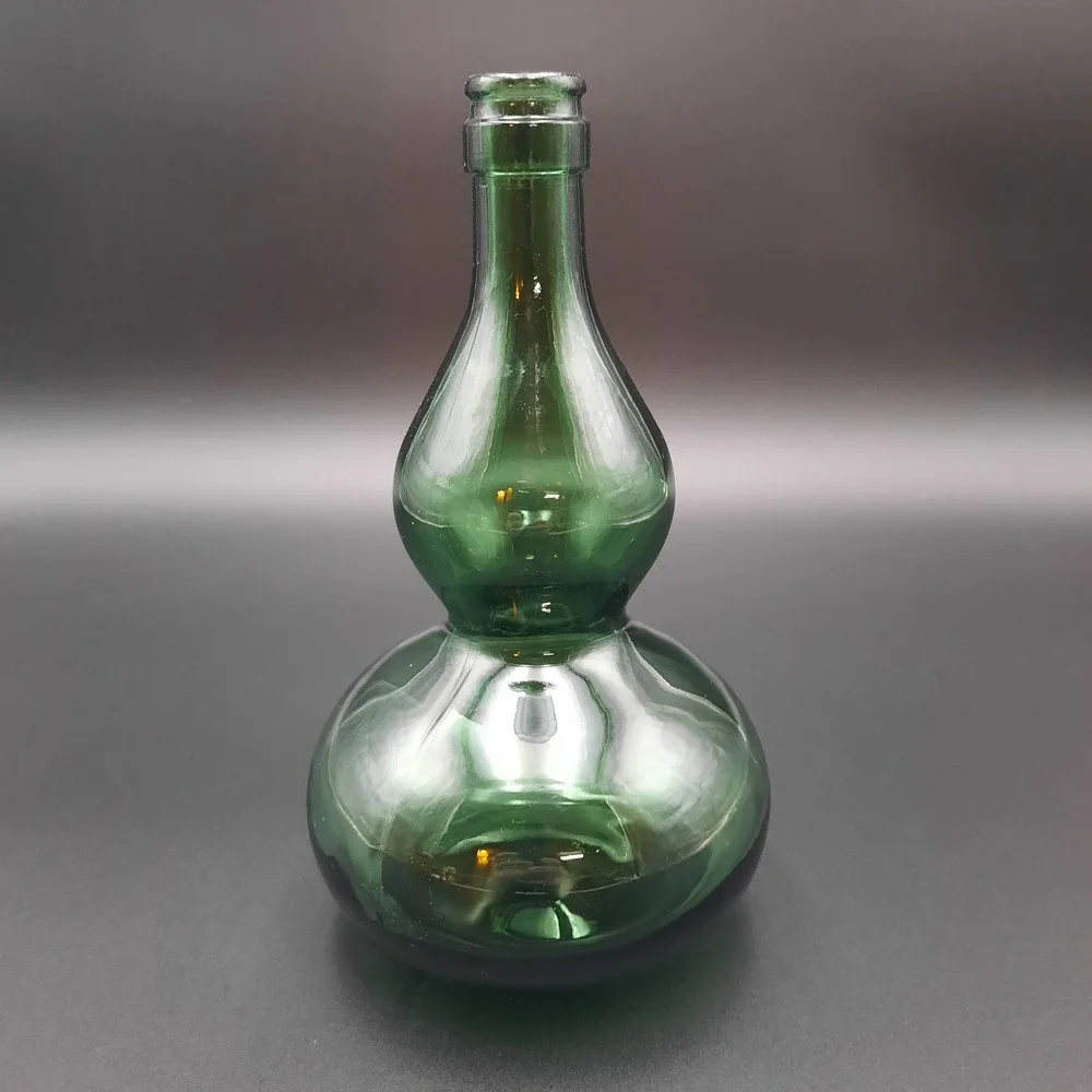 Vintage Hand Blown Green‎ Glass Vase Gourd Shape Mid Century Modern Decor